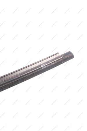 Бархотка стекла двери ВАЗ-21214 горизонтальная наружняя правая (БРТ) Lada LADA 212146103282Р