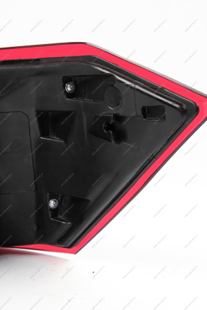 Фонарь задний наружный левый светодиодный LADA Vesta FL Россия Россия 8450040003