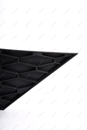 Заглушка передней противотуманной фары правая LADA Xray Cross Lada LADA 8450022044