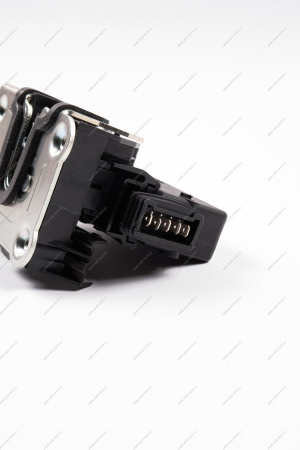 Замок двери LADA Largus/Лада Ларгус внутренний передний левый с эл. приводом 5 контактов (Valeo) Lada LADA 805036313R