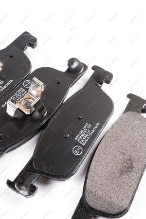 Колодки LADA XRAY переднего тормоза к-т BRECKNER BRECKNER BK42010