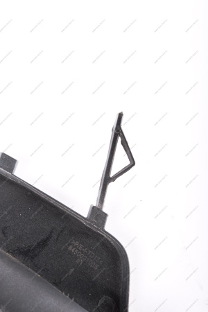 Крышка окна под переднюю буксирную проушину Lada Vesta SW Cross крашенная 247 Карфаген (Бежевый металлик) Lada LADA 8450031005-247