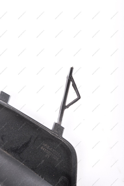 Крышка окна под переднюю буксирную проушину Lada Vesta SW Cross крашенная 247 Карфаген (Бежевый металлик) Lada LADA 8450031005-247