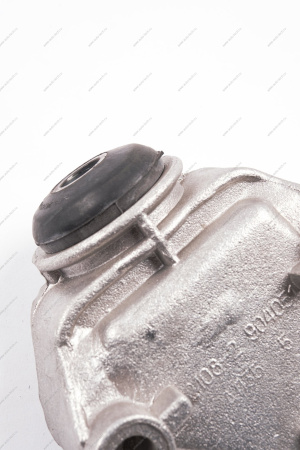 Кр-н ВАЗ-2108 переднего шарнира растяжки с подушкой в сборе (краб) Lada LADA 21080290404982