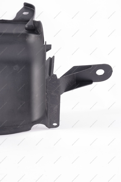 Щиток передней правой арки колеса боковой LADA Largus Renault RENAULT 638303094R