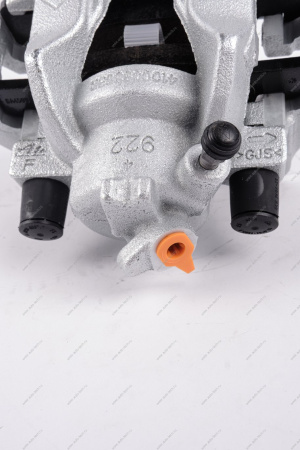 Суппорт передний правый (+2шт. тормозн. колодки 410602581R) Renault Logan II, Sandero II Renault RENAULT 410016069R Суппорт передний правый (+2шт. тормозн. колодки 410602581R) Renault Logan II, Sandero II Renault RENAULT 410016069R