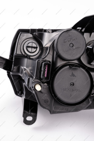 Фара правая RENAULT Logan 2014- ALRU.676512.128 лампа H7 Renault RENAULT 260106223R