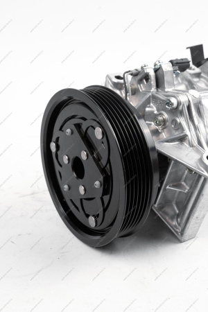 Компрессор Logan II кондиционера Renault RENAULT 926004634R