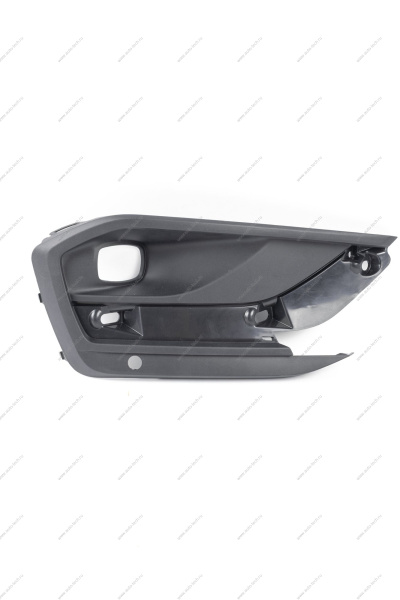 Облицовка ПТФ правая под парктроник LADA Vesta FL Lada LADA 8450041596