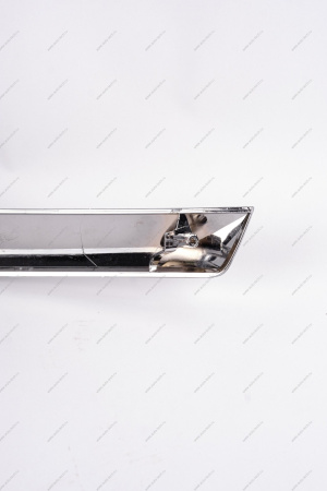 Молдинг переднего бампера нижний правый (хром) LADA Vesta FL Lada LADA 8450040052