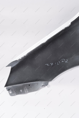 Крыло переднее правое (FL) LADA GRANTA 2018- крашеное в цвет 221Ледниковый (белый) с отв. п/повт. АвтоВАЗ LADA 8450104272-221