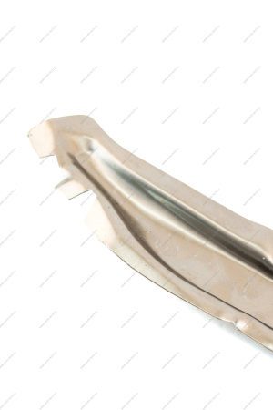 Усилитель брызговика ВАЗ-2108 правый (змейка) Kamaz KAMAZ 21080840328865