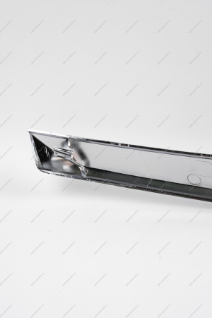 Молдинг переднего бампера нижний левый (хром) LADA Vesta FL Россия Россия 8450040053