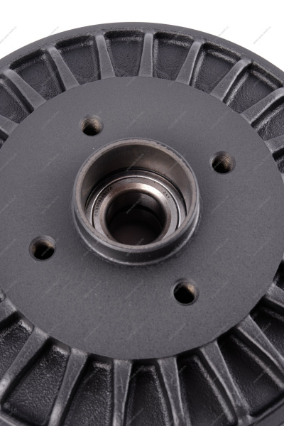 Барабан LADA Largus/Лада Ларгус тормозной с АБС с подшипником SNR в сборе Lada LADA 8450094749