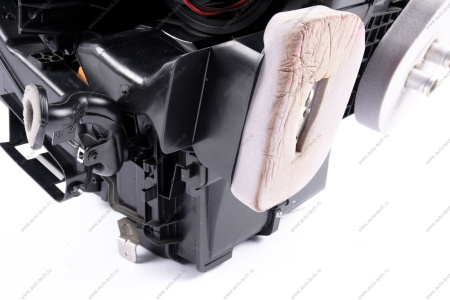 Отопитель с кондиционером в сборе (с механическим радиатором) LADA Vesta Lada LADA 8450045386