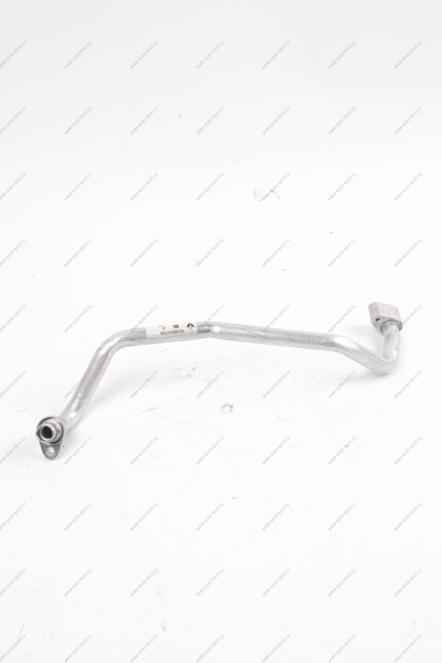 Трубопровод между компрессором и осушителем LADA XRAY/Largus FL Renault RENAULT 924800470R