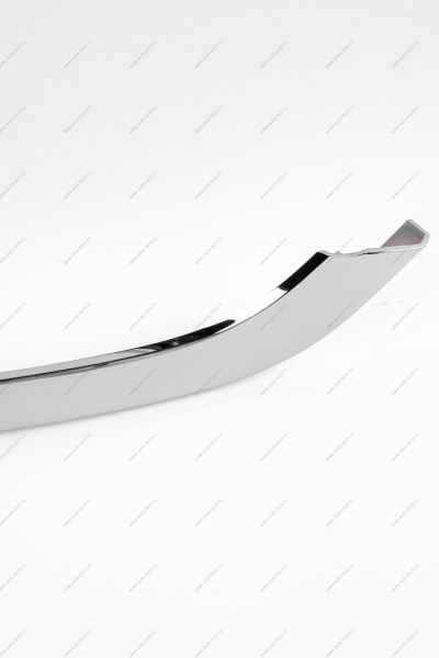 Молдинг LADA Vesta/Веста переднего бампера нижний правый хром Lada LADA 8450031562