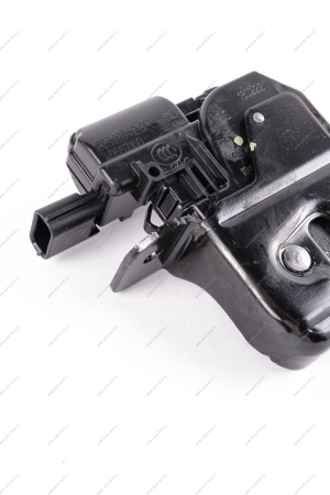 Замок крышки багажника с электроприводом, двухпозиционный Lada Vesta Renault RENAULT 905039428R