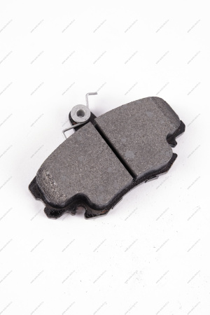 Колодки тормозные передние LADA Largus/Лада Ларгус 8 кл К-Т 1коробка (с усиками) с 4 шт. универсал PARTRA PARTRA BP6160