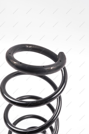 Пружина Lada Vesta передней подвески с изолятором 8460016302 в сборе (черный) Lada LADA 8450043333