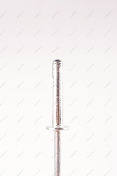 Заклепка(метал) крепления моторредуктора RENAULT Sandero/Logan Ukor Auto Ukor Auto U0706001