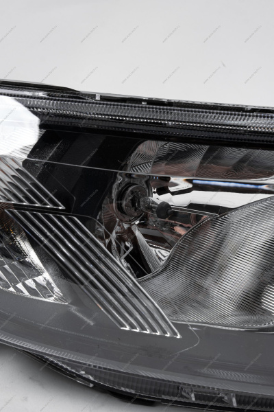 Фара правая с электрокорректором (FL) LADA GRANTA 2023- ORIGINAL Lada LADA 8450111446