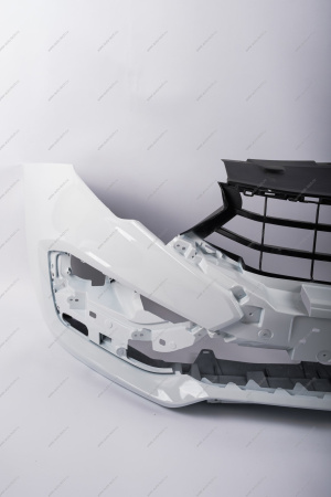 Бампер передний без отверстий под датчики системы парковки в цвет 221 Ледниковый (белый) LADA Vesta FL Lada LADA 8450040054-221