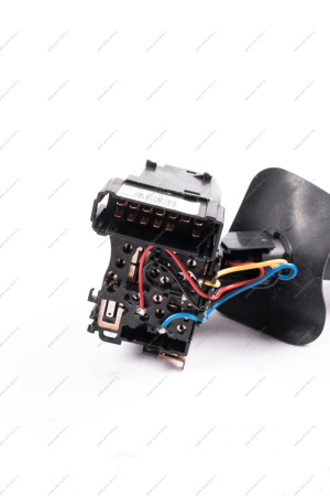 Переключатель RENAULT Logan/Рено Логан подрулевой левый (управление освещением) Renault RENAULT 6001551360