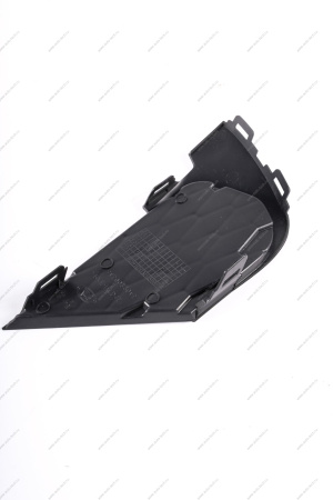 Заглушка передней противотуманной фары правая LADA Xray Cross Lada LADA 8450022044