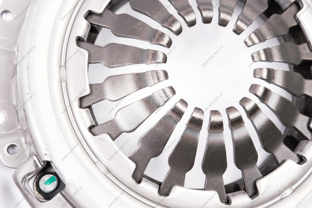 Комплект сцепления Renault Duster, Logan, Sandero I/II 1.6 K4M, Lada Largus 200 мм, 26 шлицов, трос. (в упак.LECAR) Lada LADA LECAR000180416