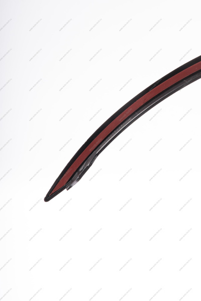 Молдинг переднего правого крыла (на арку) LADA Largus/RENAULT Logan 04-13 под брызговик Lada LADA 6001548286