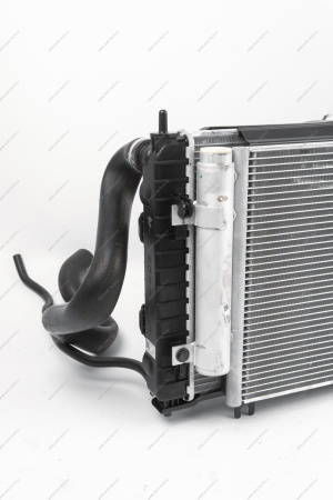 Радиатор с трубопроводами, конденсатором, ресивером, электровентилятором и охладителем масла в сборе АКПП Lada Granta FL Lada LADA 8450110794