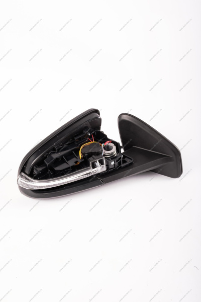 Зеркало наружное заднего вида правое электропривод с повторителем LADA Largus (FL) NEW (без накладки 8450108105) Lada LADA 8450091004
