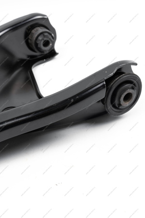 Рычаг передний правый LADA Largus/Logan 2014- (с боковой проточкой) Lada LADA 8450094331