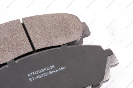 Колодки тормозные передние Tiggo 7 Pro/8 Pro/ EXEED TXL/VX / HOVER H3/H6 / HAVAL F7/H6 / JAECOO J7 / XCITE X-Cross 8 SAT SAT ST45022SHJA50