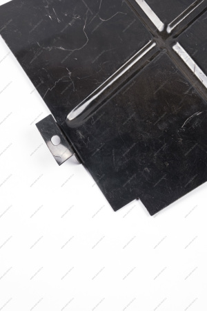 Брызговик двигателя ВАЗ-2121 левый Lada LADA 21210-2802021-00