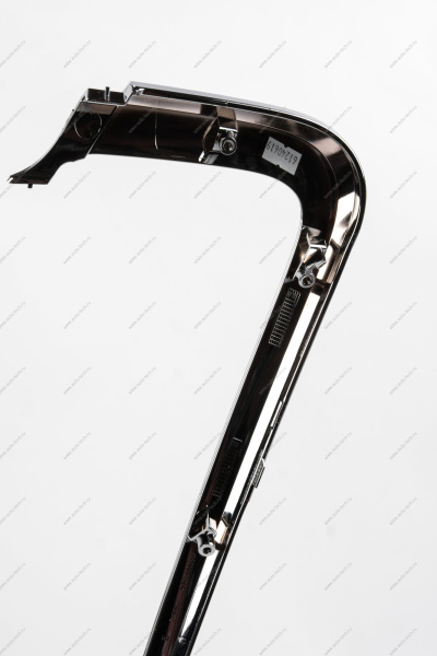 Молдинг LADA Vesta/Веста переднего бампера верхний правый хром Lada LADA 8450031564