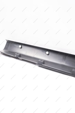 Облицовка LADA Largus Cross (FL) NEW порога левая ( с клипсами) Lada LADA 8450091453