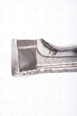 Накладка передней стойки ВАЗ-2105 левая Kamaz KAMAZ 21050540112526