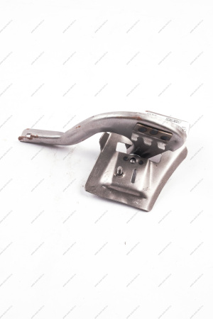 Петля ВАЗ-2101-2107 крышки багажника правая Lada LADA 21010560502200