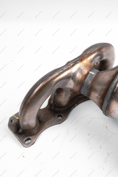 Каталитический нейтрализатор выхлопных газов Renault Logan II 2014>, Sandero 2014>, Dokker 2012- (Коллектор выпускной) Renault RENAULT 208A03629R