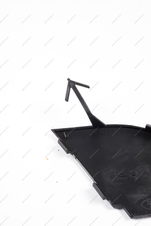 Заглушка LADA XRAY переднего бампера под буксирную проушину АвтоВАЗ LADA 511802038R