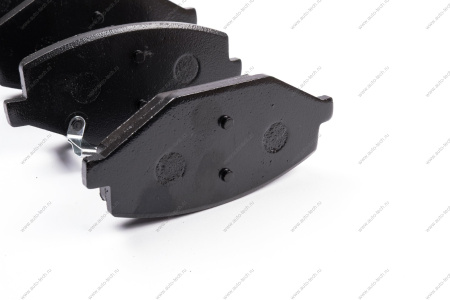 Колодки тормозные дисковые передние (керамические) Geely Coolray / Belgee X50 GEELY Geely 4048046400