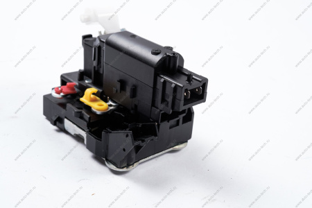 Замок двери LADA Largus внутренний передний правый с эл. приводом LD LD 8200928491