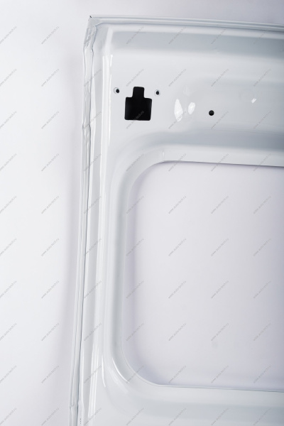 Дверь багажника LADA Largus (FL) NEW левая крашеная 221 Ледниковый (с окном, с отв под камеру) Lada LADA 8450013091-221