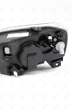 Фара правая RENAULT Logan 2010-/LADA Largus Renault RENAULT 8200744754