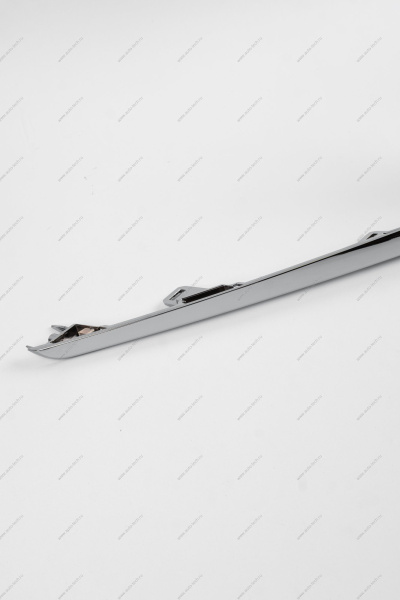 Молдинг переднего бампера верхний левый Lada Vesta SW Cross Lada LADA 8450031303