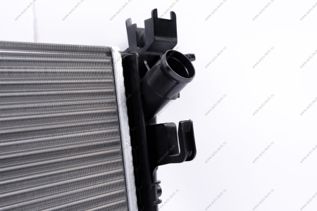 Радиатор охлаждения (авто с кондиц) LADA Vesta/XRAY ORIGINAL (AVTOPRIBOR) Lada LADA 735634AVT