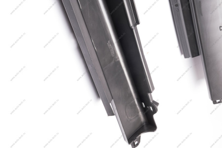 Обтекатель порога ВАЗ-2110 правый+левый ст.обр. к-т Lada LADA 21100-8415122+23-10