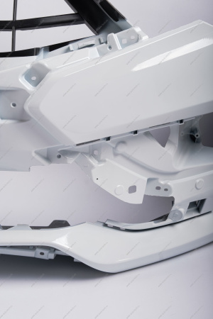 Бампер передний без отверстий под датчики системы парковки в цвет 221 Ледниковый (белый) LADA Vesta FL Lada LADA 8450040054-221